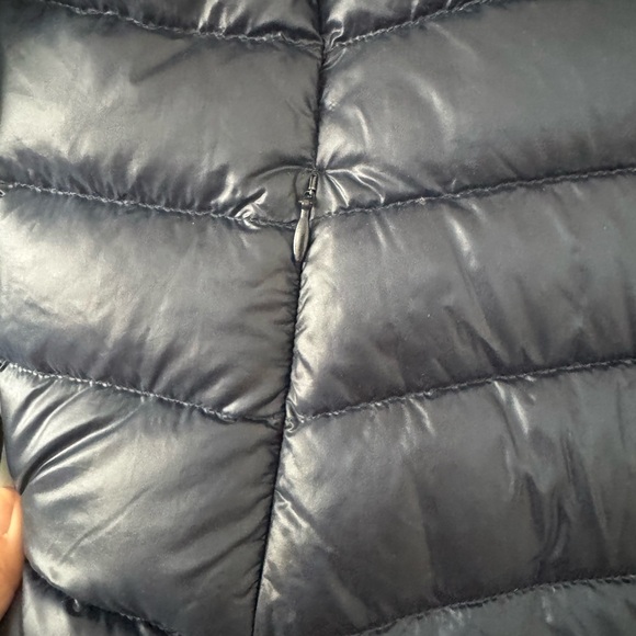 Uniqlo Women's Navy Puffer Jacket - Picture 5 of 5